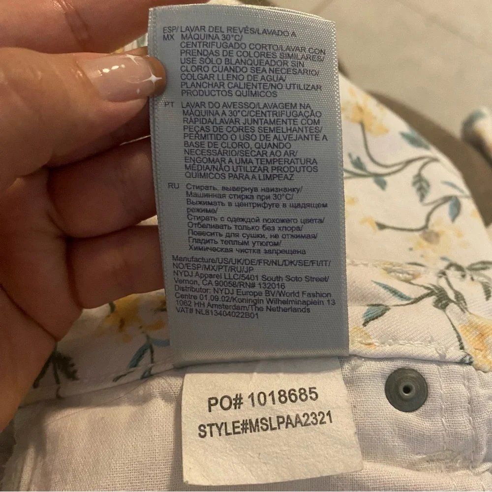 Flower pants - Picture 5 of 6